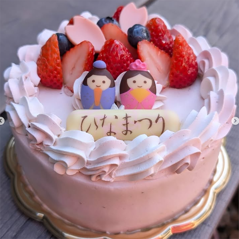 ひな祭り シフォンケーキ
